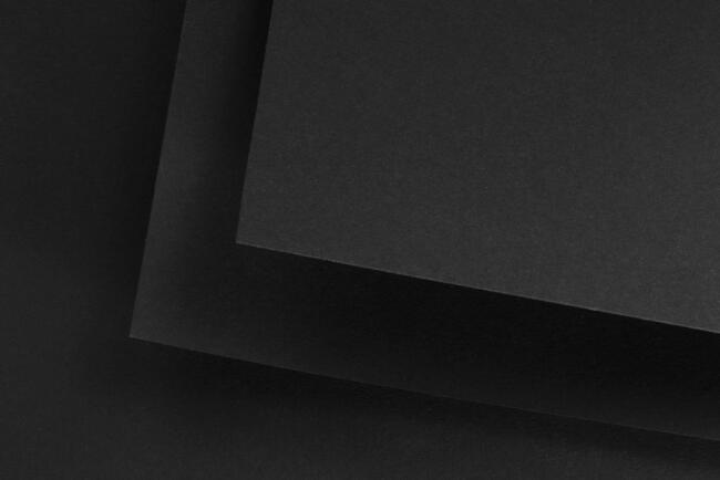 Fabriano Black Black Kağıt 50x70cm 460gr Siyah N:F19100387 - 1