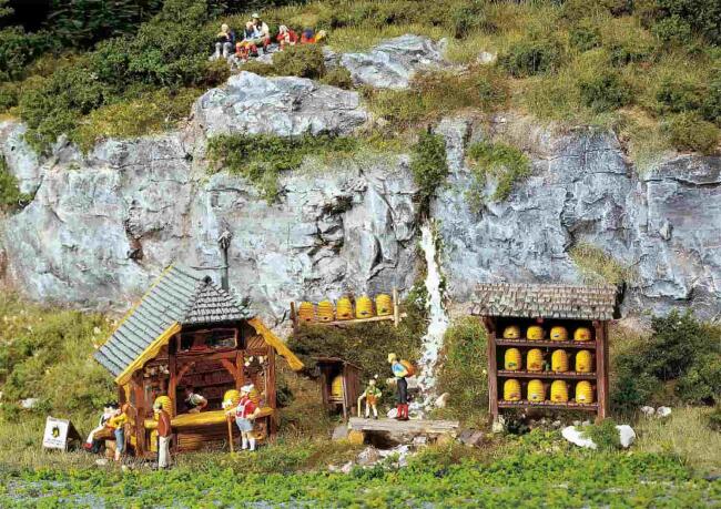 Faller Maket 1:87 Ölçek Arıcı Kulübesi N:130378 - 2