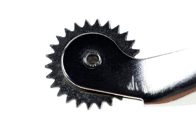 Gvn Art Plastik Saplı Perforeli Rulet 15 cm - 2