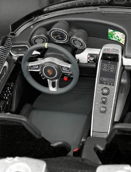 Revell Maket Araba 1:24 Ölçek Porsche 918 Spyder - 3