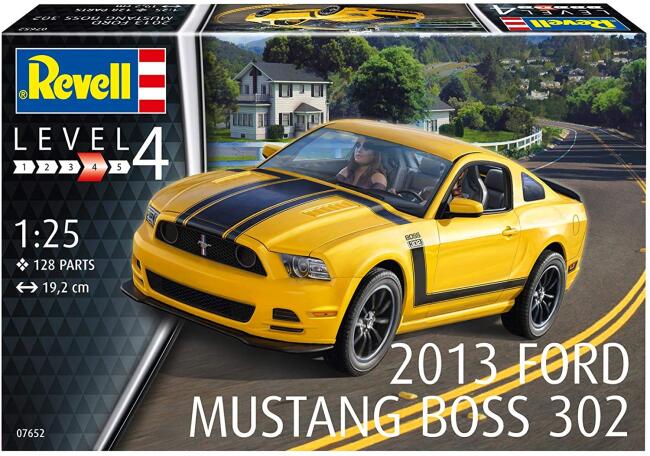 Revell Maket Araba 1:25 Ölçek 2013 Ford Mustang Boss 302 - 2