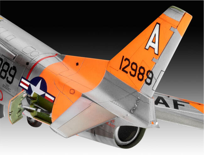 Revell F-86D Dog Sabre Maket Uçak 1:48 Ölçek 63832 - 5